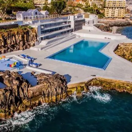 Comfortable 2-bedroom For Relaxing Daire *