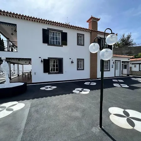 Daire Comfortable 2-bedroom For Relaxing Funchal