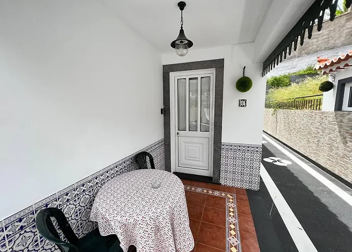 Comfortable 2-bedroom For Relaxing Funchal (Madeira)